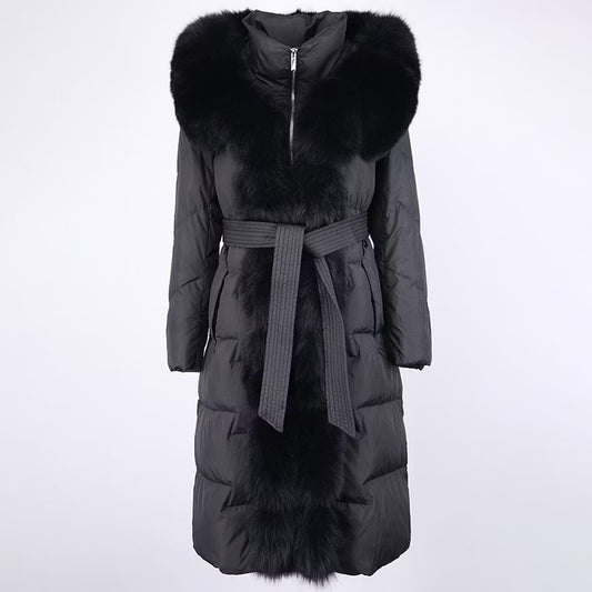 NOELLE JACKET ALL BLACK från NordicFurs – lyxig vinterjacka i svart med pälskrage