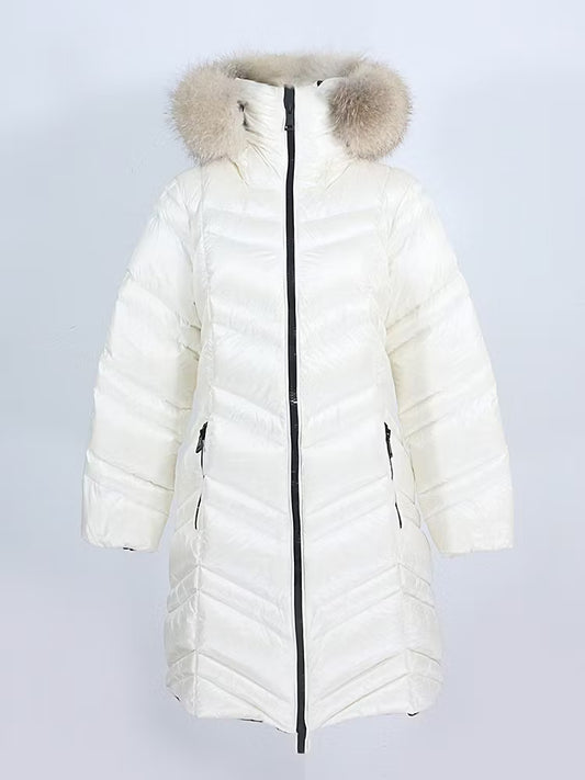 MAIA JACKET WHITE från NordicFurs – lyxig vinterjacka i vit med pälskrage