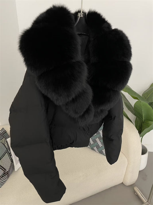 BOMBER JACKET ALL BLACK från NordicFurs – lyxig vinterjacka i svart med pälskrage