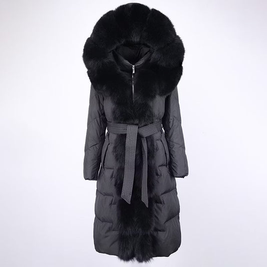 NOELLE JACKET ALL BLACK från NordicFurs – lyxig vinterjacka i svart med pälskrage
