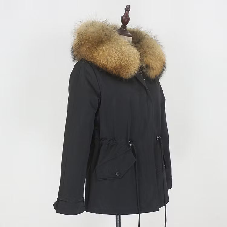 SCARLETT JACKET från NordicFurs – lyxig vinterjacka med pälskrage