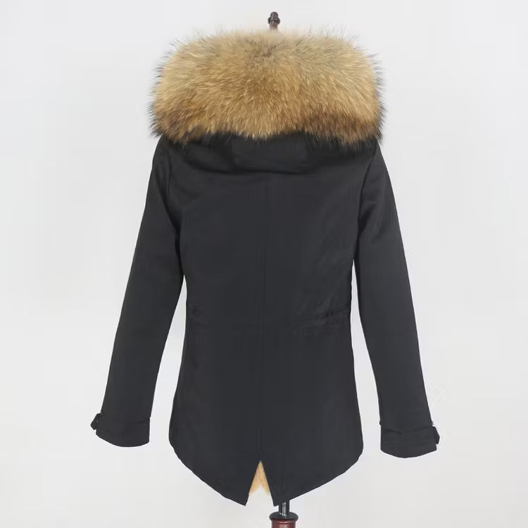 SCARLETT JACKET från NordicFurs – lyxig vinterjacka med pälskrage