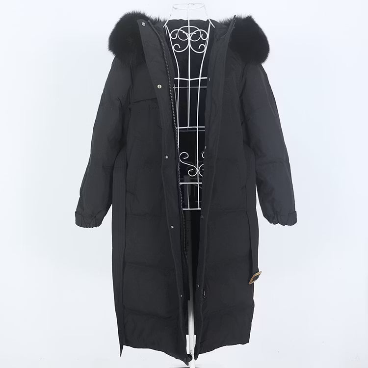 BELLE PARKA ALL BLACK från NordicFurs – lyxig vinterjacka i svart med pälskrage