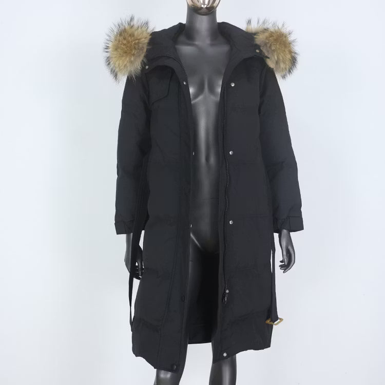 BELLE PARKA BLACK från NordicFurs – lyxig vinterjacka i svart med pälskrage