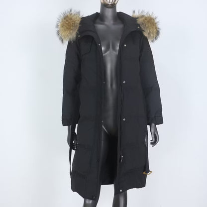 BELLE PARKA BLACK från NordicFurs – lyxig vinterjacka i svart med pälskrage