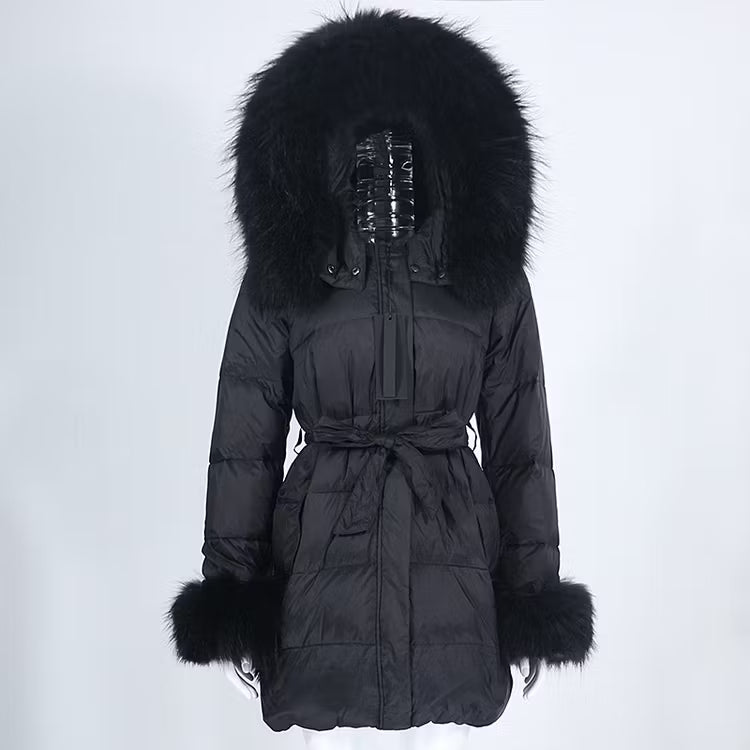 FLORENCE JACKET ALL BLACK från NordicFurs – lyxig vinterjacka i svart med pälskrage