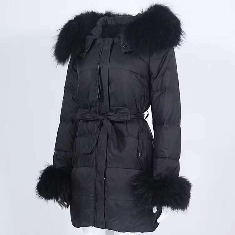 FLORENCE JACKET ALL BLACK från NordicFurs – lyxig vinterjacka i svart med pälskrage