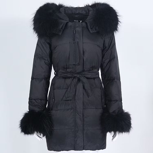FLORENCE JACKET ALL BLACK från NordicFurs – lyxig vinterjacka i svart med pälskrage
