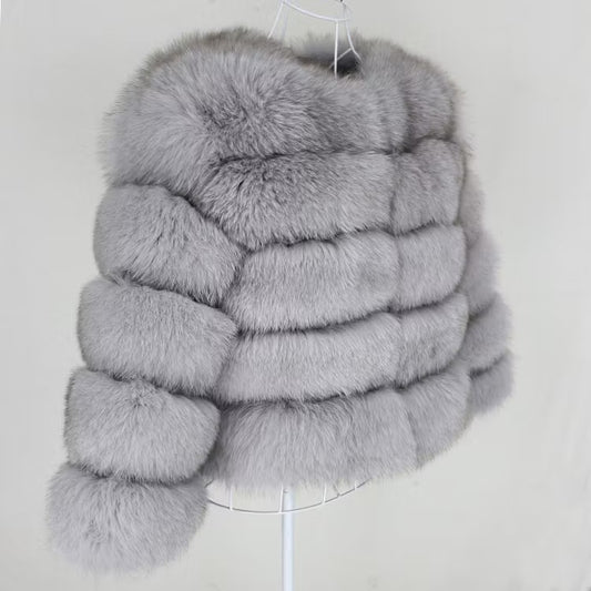 CANNES JACKET SHORT från NordicFurs – lyxig vinterjacka med pälskrage