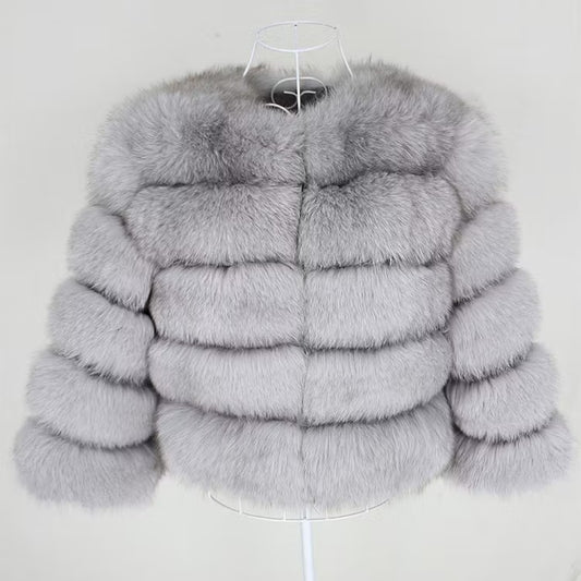 CANNES JACKET SHORT från NordicFurs – lyxig vinterjacka med pälskrage