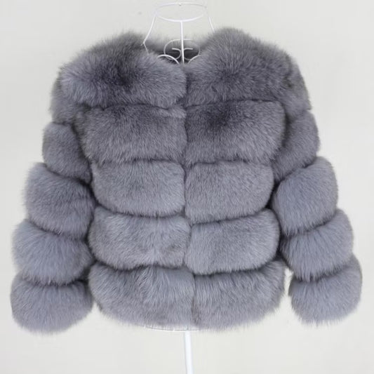 CANNES JACKET SHORT från NordicFurs – lyxig vinterjacka med pälskrage