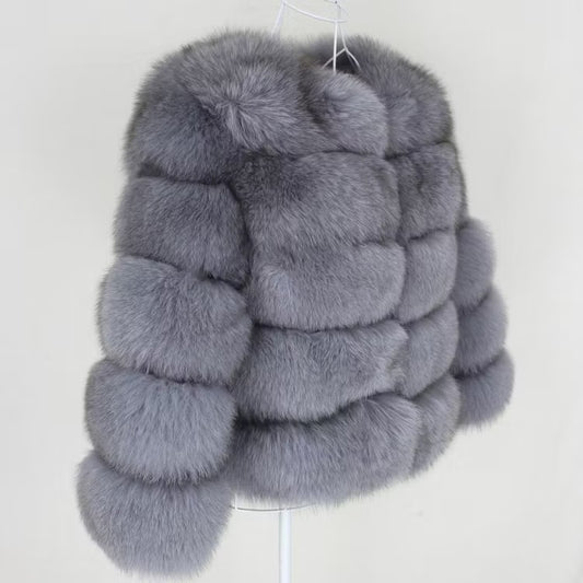 CANNES JACKET SHORT från NordicFurs – lyxig vinterjacka med pälskrage