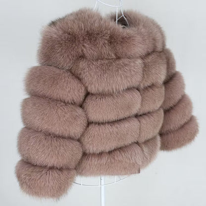 CANNES JACKET SHORT från NordicFurs – lyxig vinterjacka med pälskrage