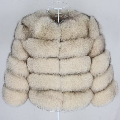 CANNES JACKET SHORT BEIGE från NordicFurs – lyxig vinterjacka i beige med pälskrage