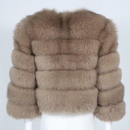 CANNES JACKET SHORT LIGHT KHAKI från NordicFurs – lyxig vinterjacka i khaki med pälskrage