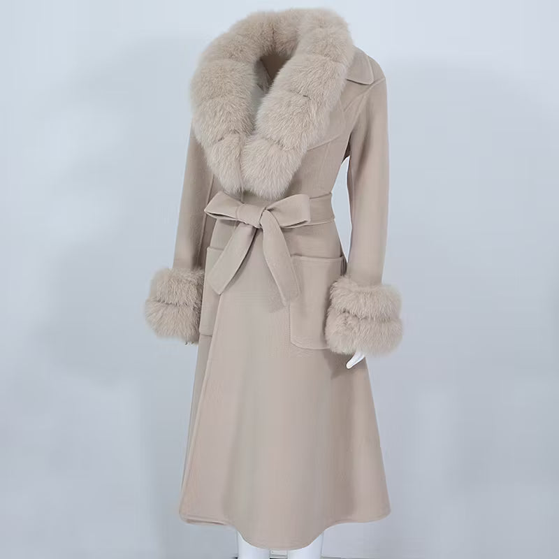 MOSCOW COAT från NordicFurs – lyxig vinterjacka med pälskrage