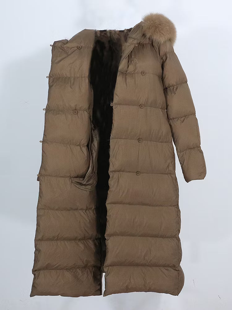 LEAH JACKET KHAKI från NordicFurs – lyxig vinterjacka i khaki med pälskrage