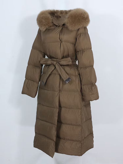 LEAH JACKET KHAKI från NordicFurs – lyxig vinterjacka i khaki med pälskrage