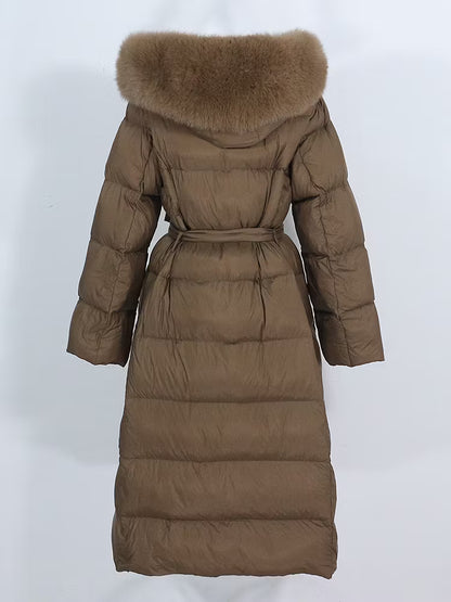 LEAH JACKET KHAKI från NordicFurs – lyxig vinterjacka i khaki med pälskrage