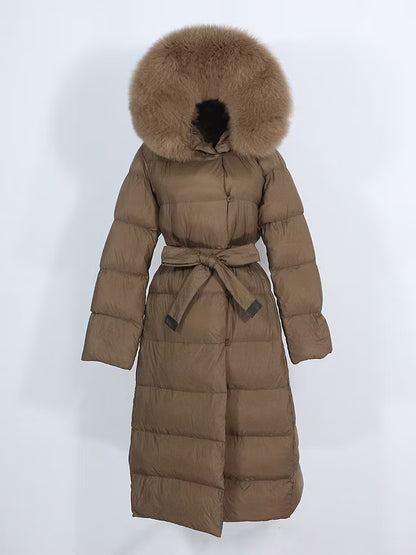 LEAH JACKET KHAKI från NordicFurs – lyxig vinterjacka i khaki med pälskrage