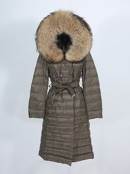 LISABON JACKET DARK GREEN från NordicFurs – lyxig vinterjacka i mörkgrön med pälskrage