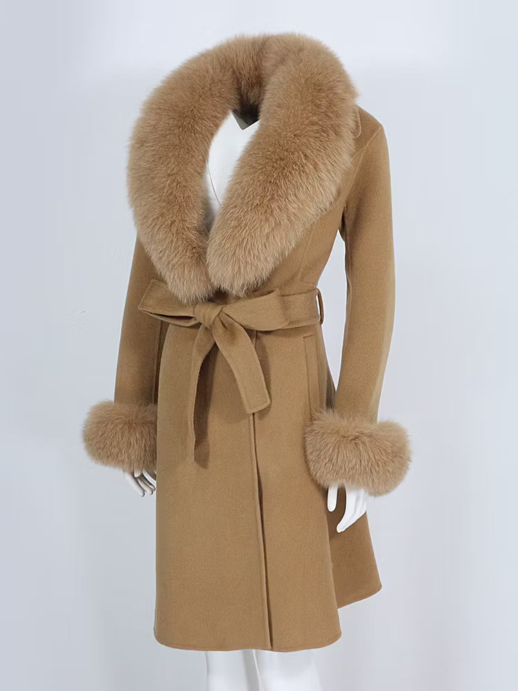 MILANO COAT MOCHA från NordicFurs – lyxig vinterjacka i mocca med pälskrage