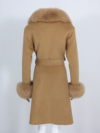 MILANO COAT MOCHA från NordicFurs – lyxig vinterjacka i mocca med pälskrage