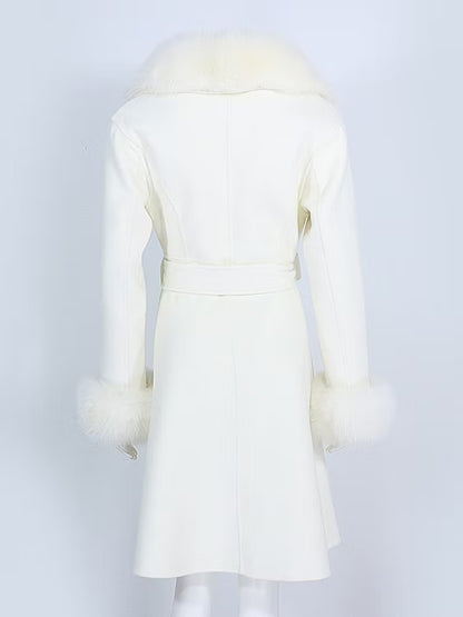 MILANO COAT från NordicFurs – lyxig vinterjacka med pälskrage