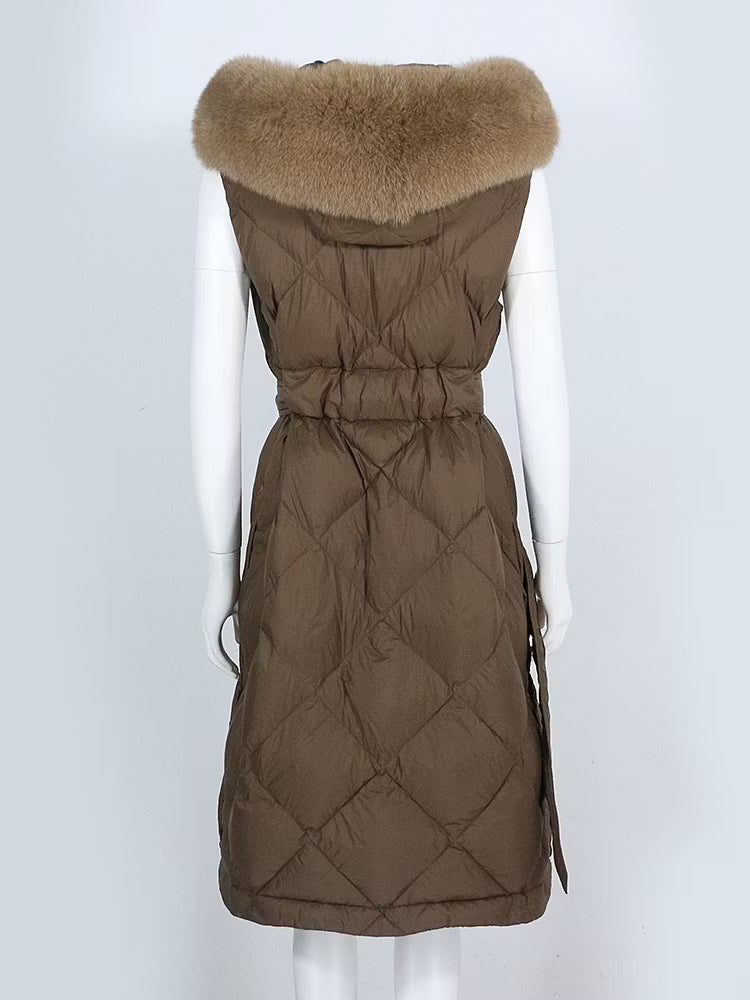 VENICE VEST KHAKI från NordicFurs – lyxig pälsväst i khaki med exklusiv pälskänsla