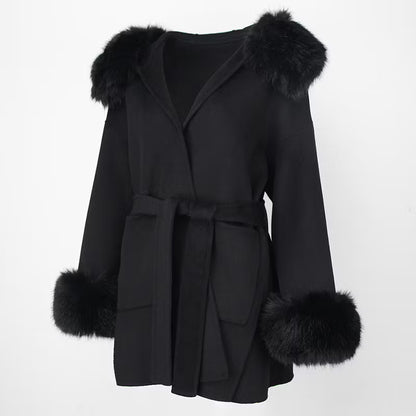 ANGELINA COAT BLACK FAKE FUR från NordicFurs – lyxig vinterjacka med pälskrage