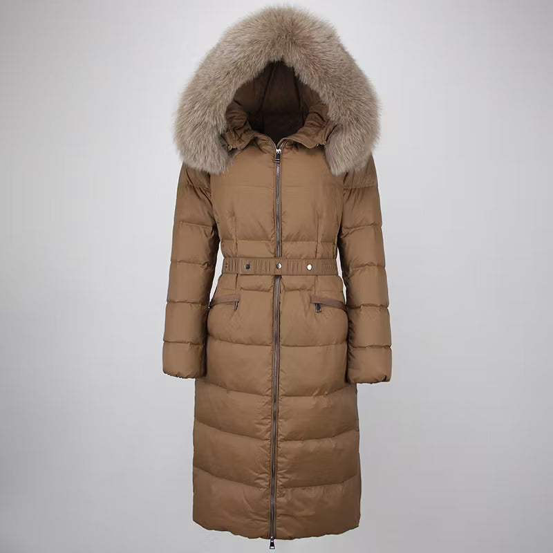 CLAUDIA KHAKI från NordicFurs – lyxig vinterjacka i khaki med pälskrage