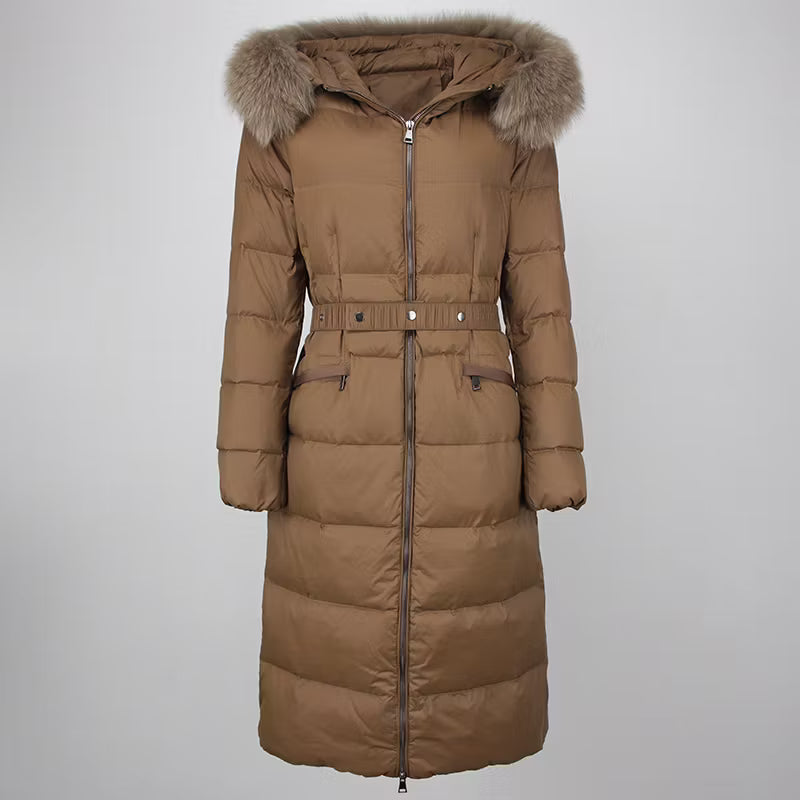 CLAUDIA KHAKI från NordicFurs – lyxig vinterjacka i khaki med pälskrage