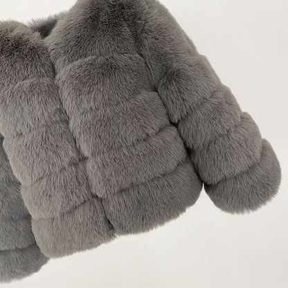 CANNES JACKET FAKE FUR GREY från NordicFurs – lyxig vinterjacka i grå med pälskrage
