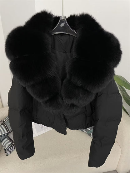 BOMBER JACKET ALL BLACK från NordicFurs – lyxig vinterjacka i svart med pälskrage