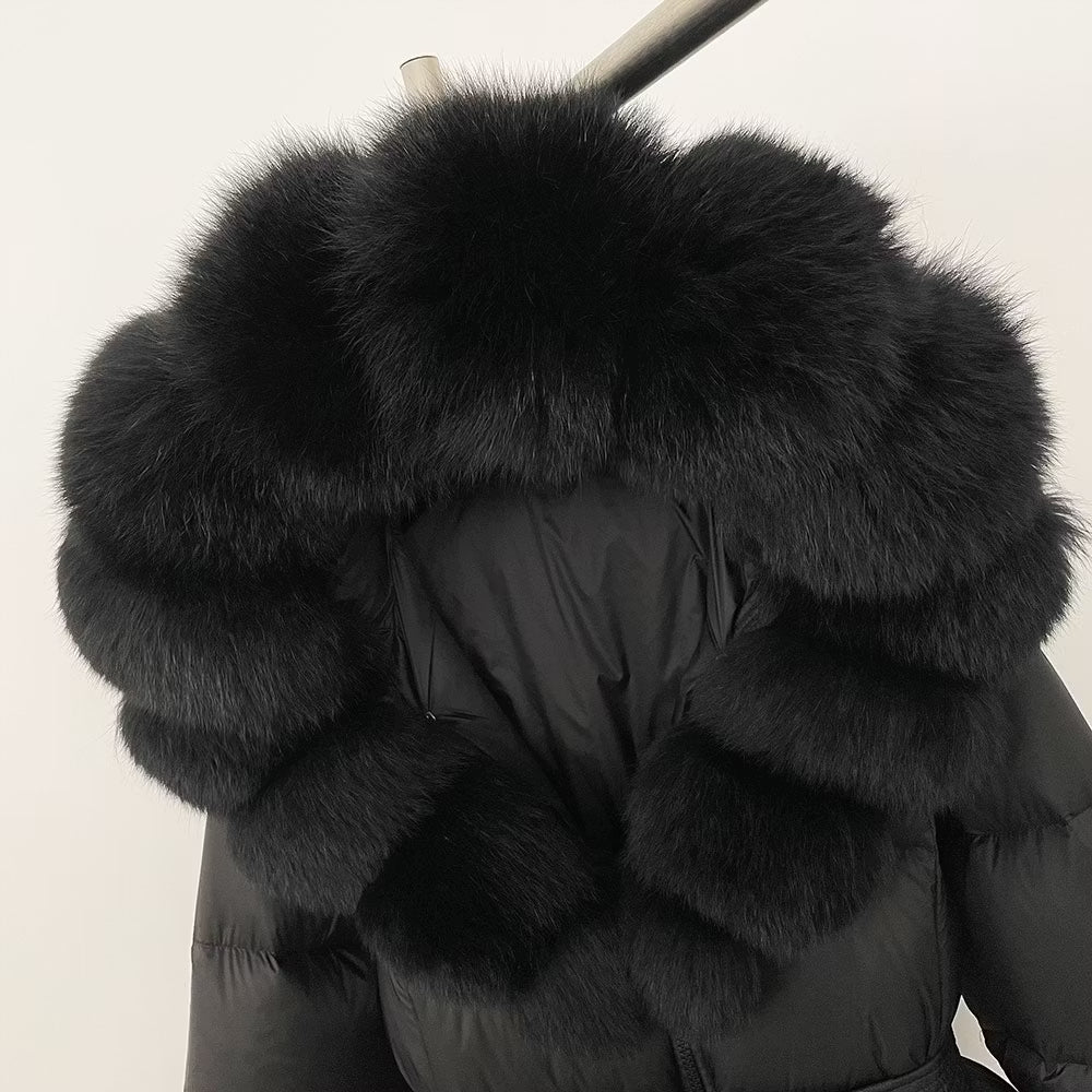 IVY JACKET ALL BLACK från NordicFurs – lyxig vinterjacka i svart med pälskrage