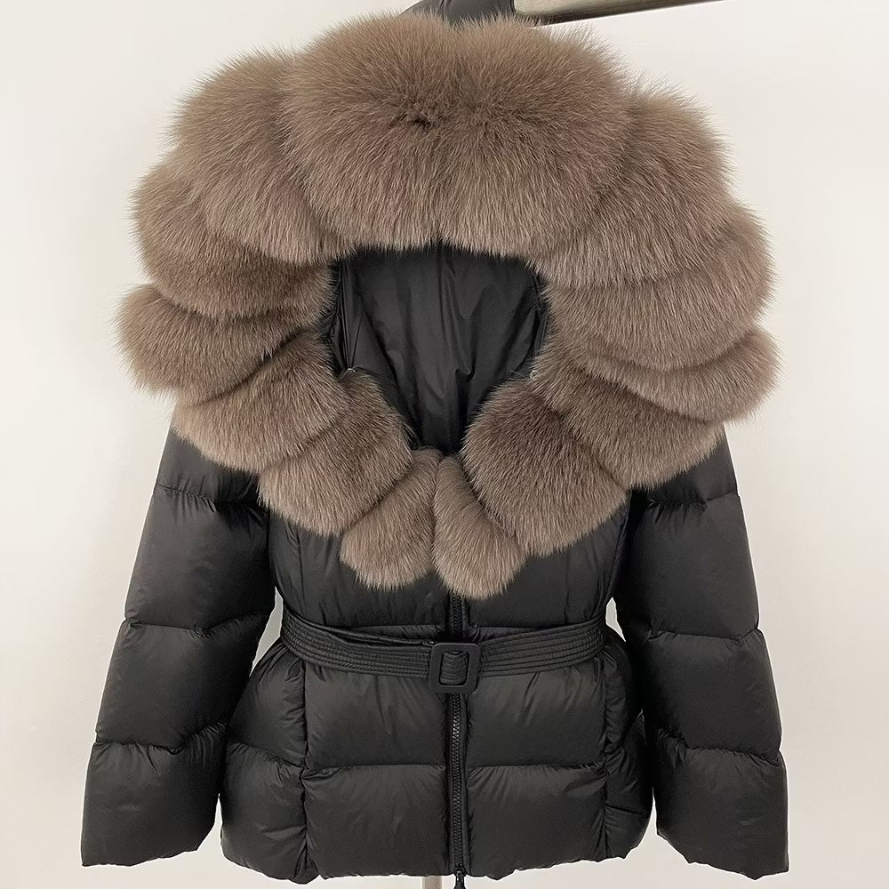 IVY JACKET BLACK från NordicFurs – lyxig vinterjacka i svart med pälskrage