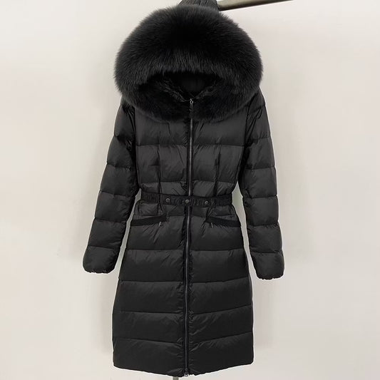 CLAUDIA FULL BLACK från NordicFurs – lyxig vinterjacka i svart med pälskrage