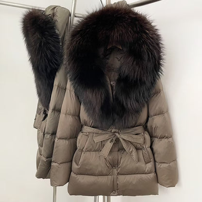 HAVANA JACKET SHORT KHAKI från NordicFurs – lyxig vinterjacka i khaki med pälskrage