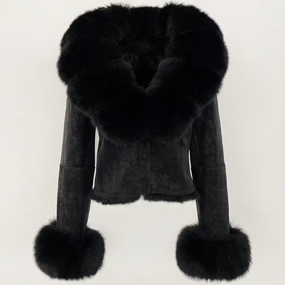 AURORA JACKET SUEDE BLACK från NordicFurs – lyxig vinterjacka i svart med pälskrage